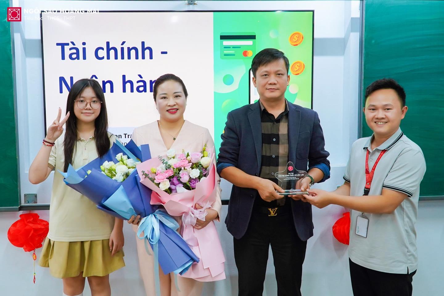 CHA MẸ ĐỒNG HÀNH – THẦY CÔ DẪN LỐI: HÀNH TRÌNH ĐỊNH HƯỚNG NGHỀ NGHIỆP CHO HOMER KHỐI 12