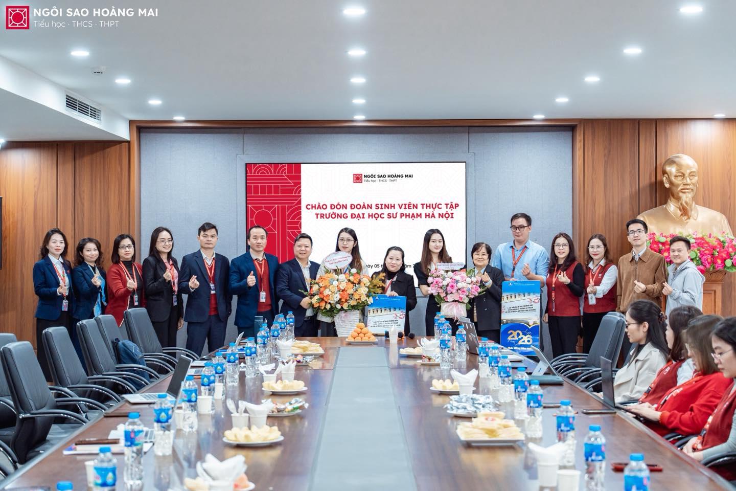 NGÔI SAO HOÀNG MAI CHÀO ĐÓN 30 SINH VIÊN THỰC TẬP TỪ TRƯỜNG ĐẠI HỌC SƯ PHẠM HÀ NỘI