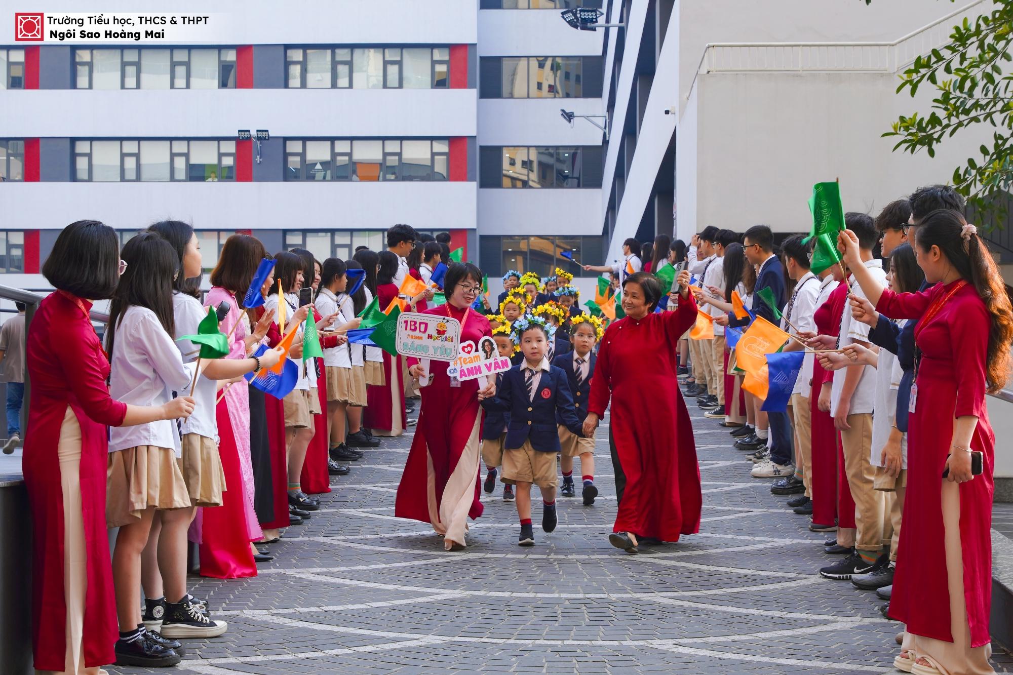 TOÀN CẢNH LỄ KHAI GIẢNG NĂM HỌC MỚI CỦA TRƯỜNG NGÔI SAO HOÀNG MA