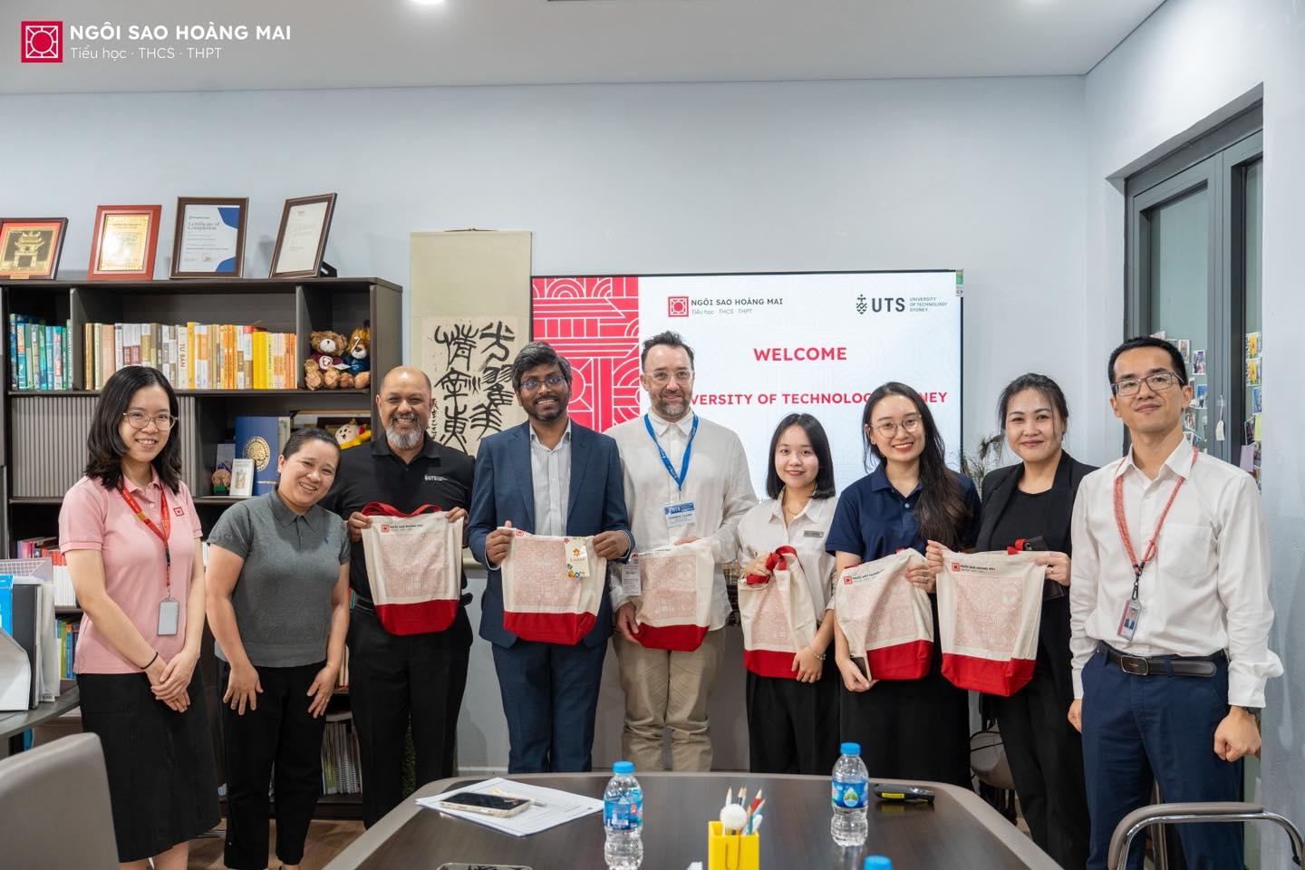 HÀNH TRÌNH TRI THỨC TOÀN CẦU – HOMER CHINH PHỤC IT & DESIGN