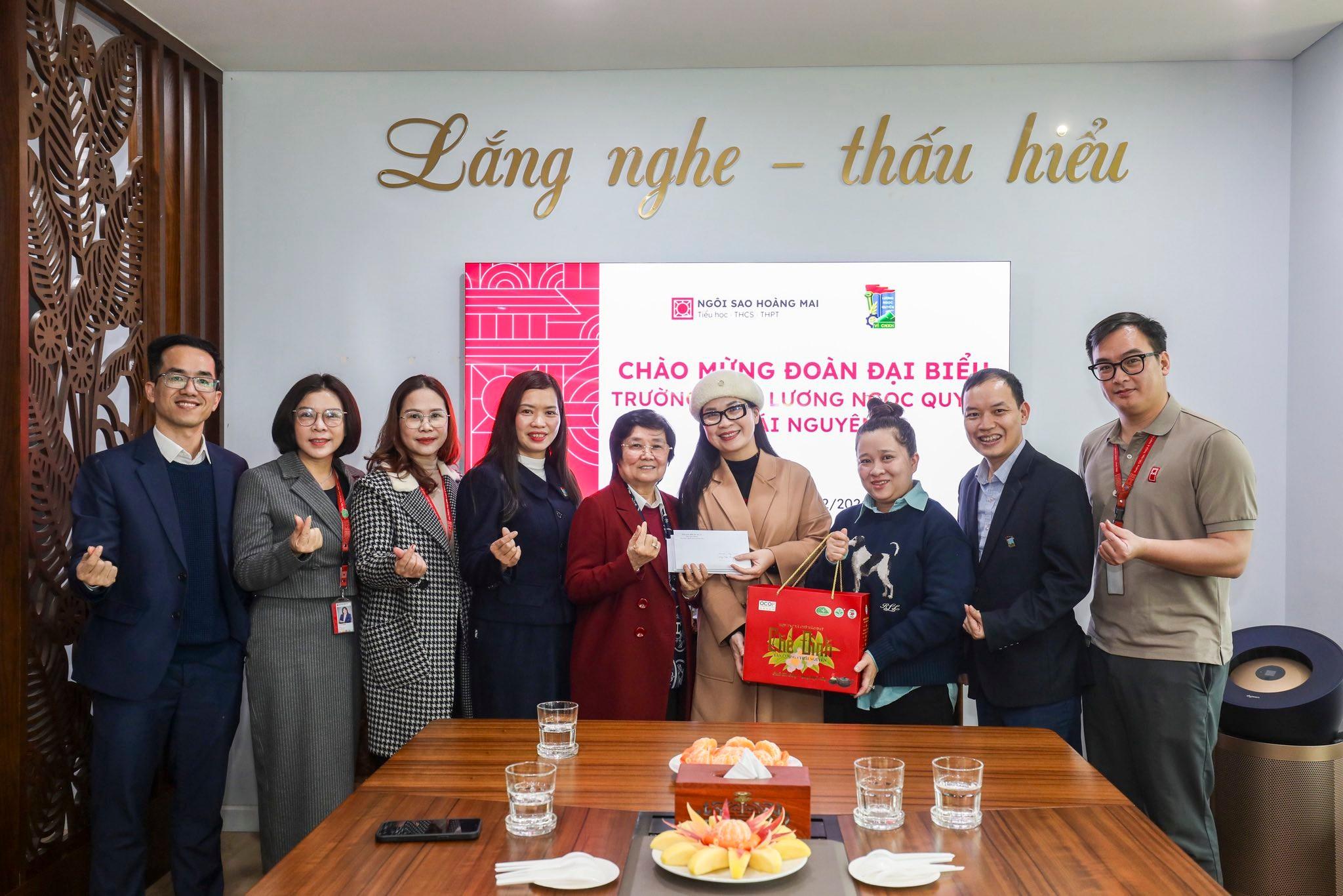 CUỘC GẶP GỠ ĐẶC BIỆT GIỮA NGÔI SAO HOÀNG MAI VÀ TRƯỜNG LƯƠNG NGỌC QUYẾN – THÁI NGUYÊN