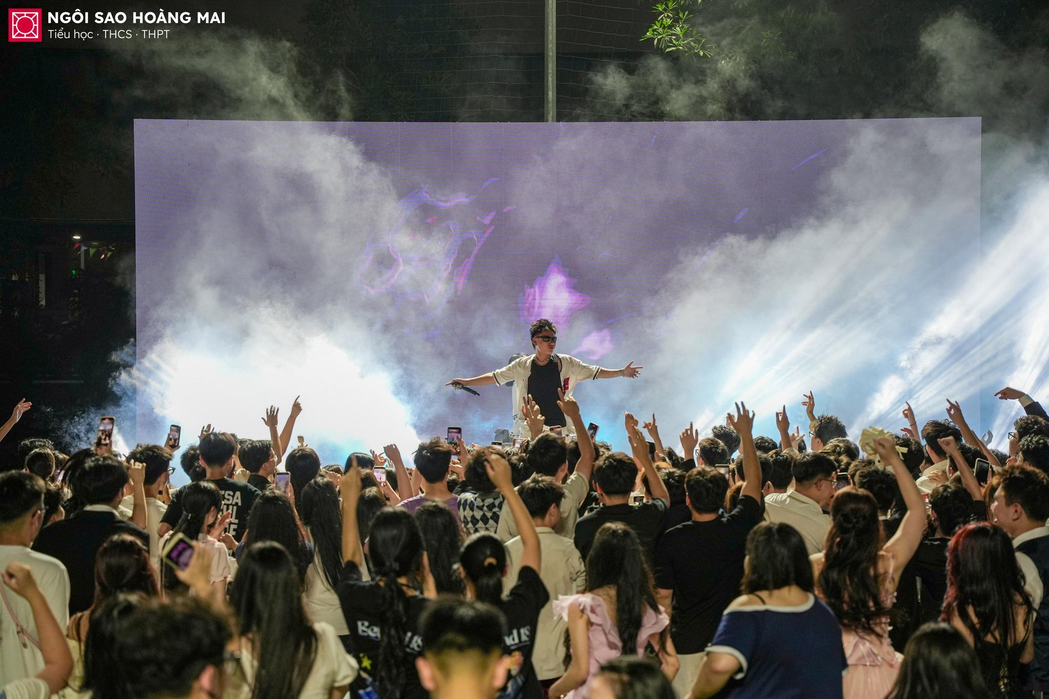 PROM 2026 – BEYOND 18: KHI THANH XUÂN RỰC SÁNG DƯỚI BẦU TRỜI NGÔI SAO HOÀNG MAI